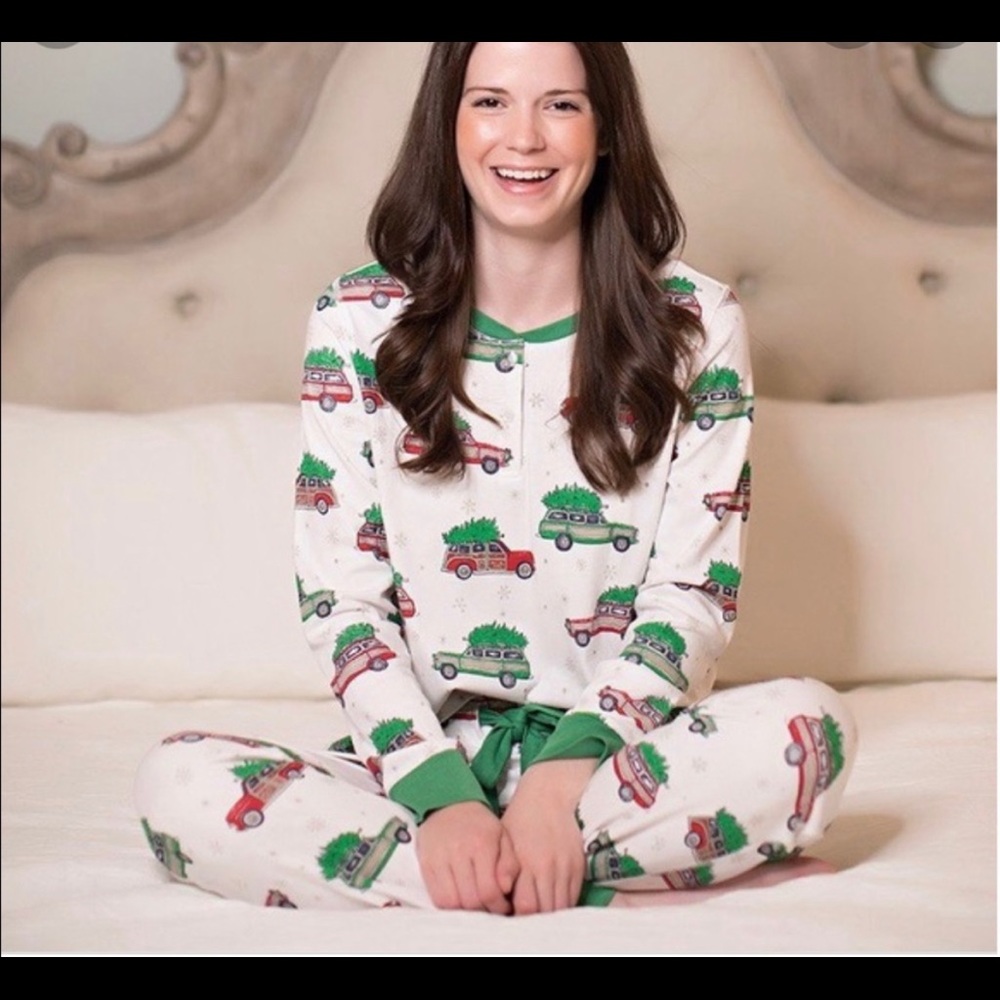 Women’s wemberly Christmas pajama set